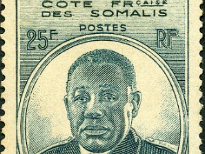 1945