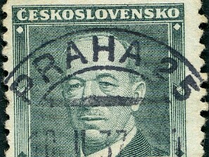1935