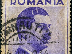 1935