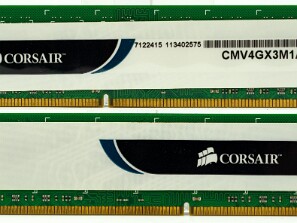 DIMM 240-Pin