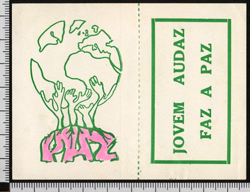 Jovem audaz faz a paz