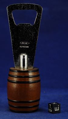 Abridor de garrafas em for de pipa