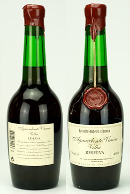 Carvalho, Ribeiro e Ferreira Aguardente Vinica Velha Reserva 700ml