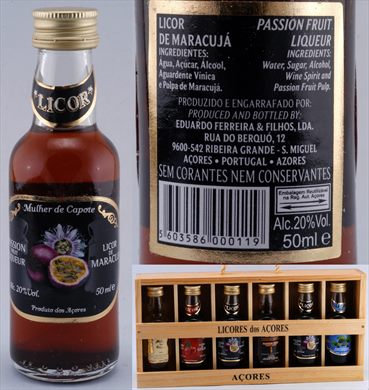 Mulher de Capote Licor de Maracuja