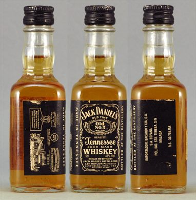 Jack Daniels Old No.7 Tennesse Sour Mash Whiskey 5cl