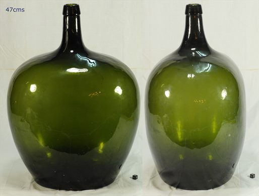 Garrafao amorfo verde oliva 47cms