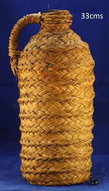 Garrafao empalhado em palma 33cms