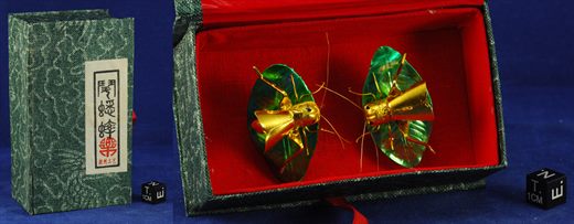 caixa com Grilos metalicos