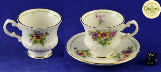 Chavena com flores August (Queens)