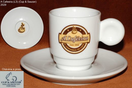 A Cafeeira (L3) (Cup-Saucer)