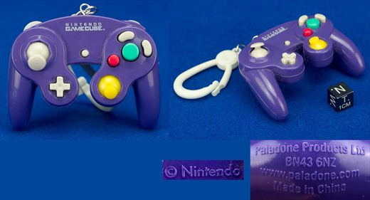 Nintendo Gamecube Controller keychain BN43 6NZ (paladone products)