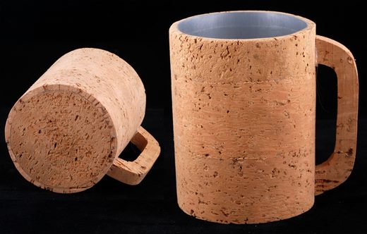 Caneca em cortica e aluminio