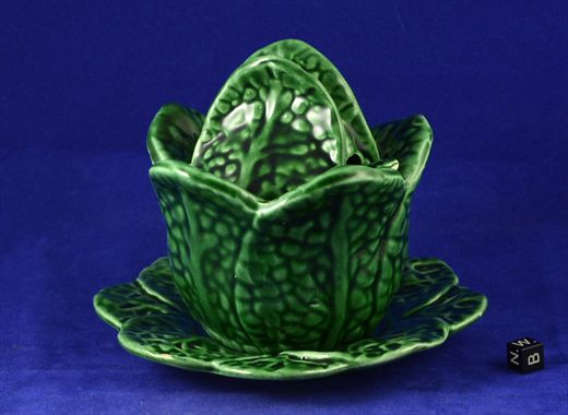 Acucareiro em ceramica em forma de couve