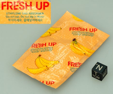 Fresh Up ethylene gas absorber