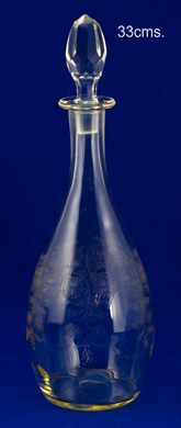 Garrafa vidro viselado 33cms
