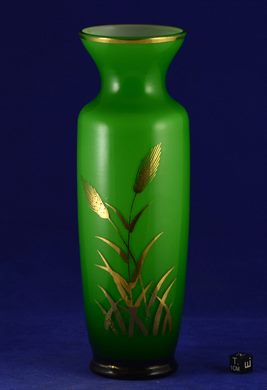 Jarra de vidro verde