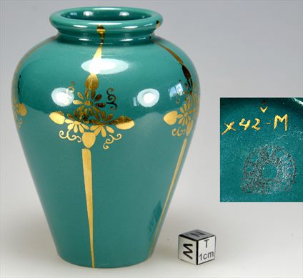 Vaso em ceramica verde e dourada Aleluia Aveiro