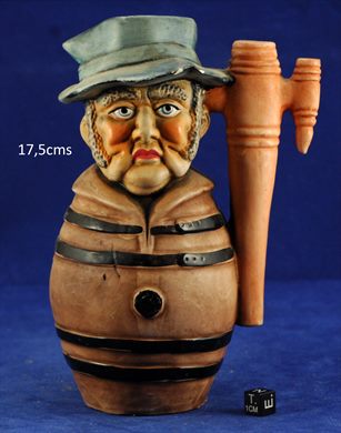 Jarro Humano - homem pipa 17,5cms
