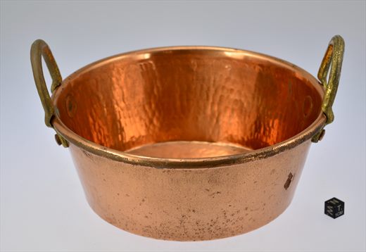 Tacho de latao