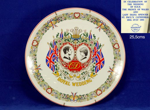 Royal Wedding CD 25,5cms (Wedgwood)