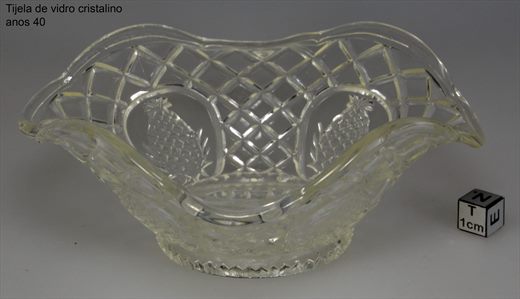 Tigela de vidro cristalino anos 40