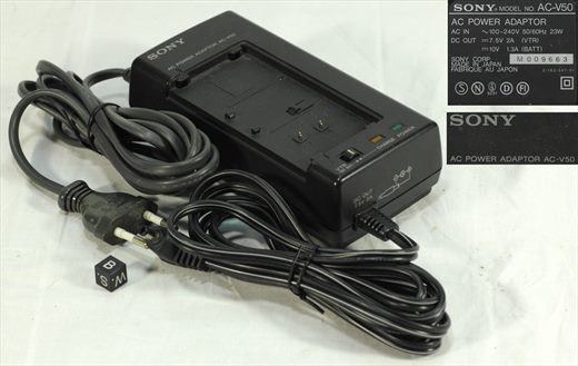 Sony AC-V50 AC Power Adaptor