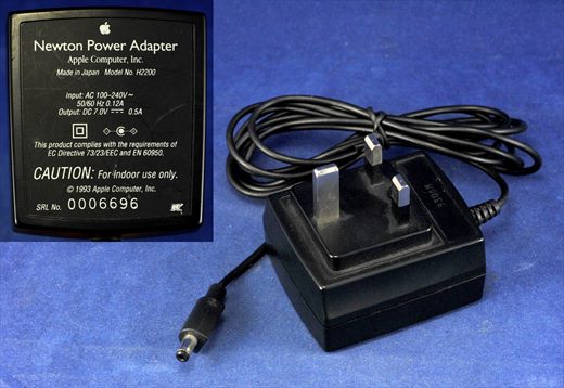 Apple Newton Power Adapter Model H2200