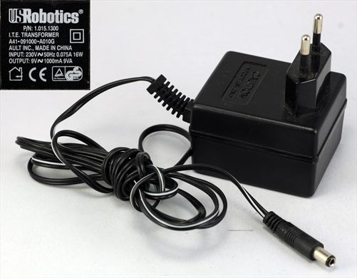 US Robotics I.T.E. transformer (230V 9V 1000mA)