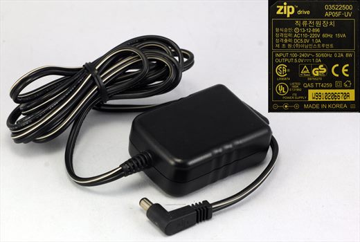 Zip AP05F-UV (100-240V 5.0V 1.0A)