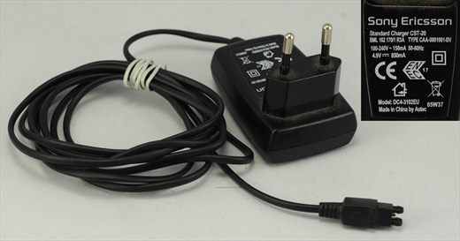 Sony Ericsson CST-20 (100-240V 4.9V 850mA)