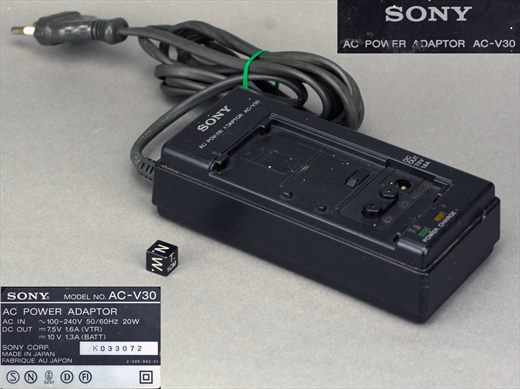 Sony AC-V30 AC Power Adaptor