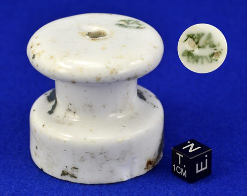 Isolador de passagem (ceramica) (mod E3) branco (VA)