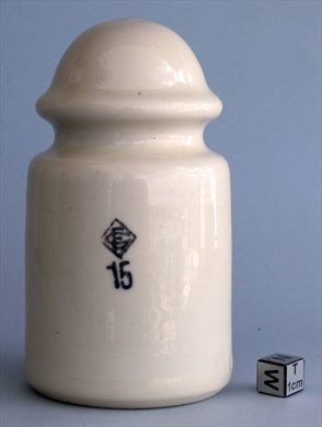 Isolador de passagem 15 (ceramica) (mod G2) (EC) creme
