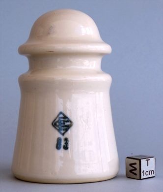 Isolador de passagem (ceramica) (mod G2) (EC) creme 83