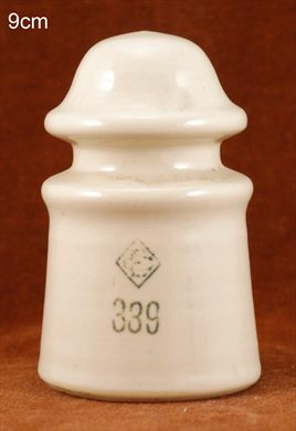 Isolador de passagem (ceramica) (mod G2) (EC) creme 339