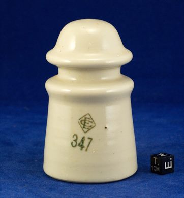 Isolador de passagem (ceramica) (mod G2) (EC) creme 347