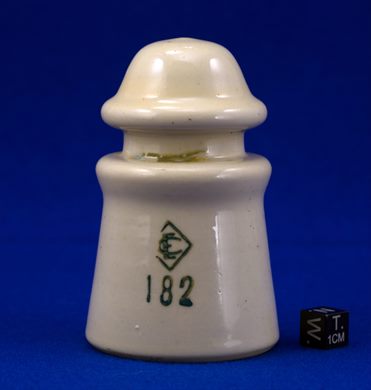 Isolador de passagem (ceramica) (mod G2) (EC) creme 182