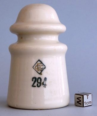 Isolador de passagem (ceramica) (mod G2) (EC) creme 294