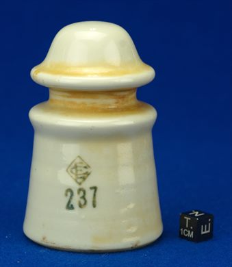 Isolador de passagem (ceramica) (mod G2) (EC) creme 237