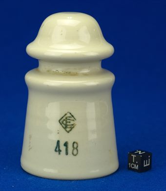 Isolador de passagem (ceramica) (mod G2) (EC) creme 418