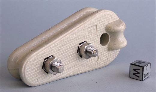 Isolador de tensao (ceramica) (mod 4) (EC) creme 60A