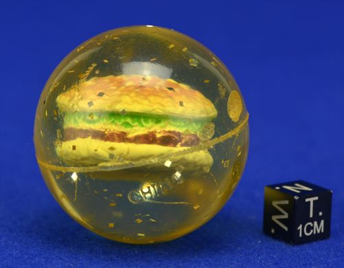 Bola saltitona com hamburguer