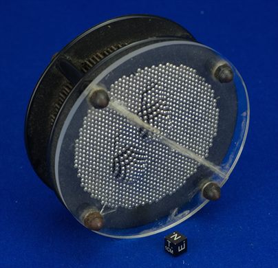 Pin Point Impression Toy Needle Art Frame (Circular)