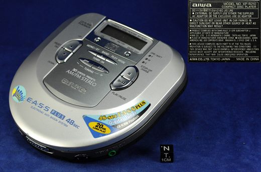Aiwa XP-R210 Compact Disc Player