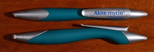 Akne-mycin