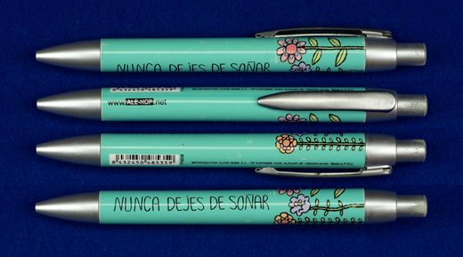 Ale-Hop - Nunca dejes de sonar