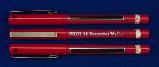 Pilot Hi-Tecpoint V5 Extra Fine (red)