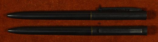 Esferografica (preto-dourado)