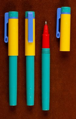 Esferografica (verde-amarelo-azul-vermelho)