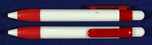 Esferografica (branco-vermelho)